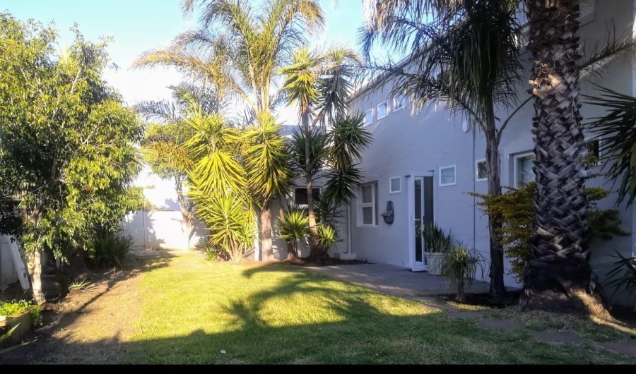 5 Bedroom Property for Sale in Parklands Western Cape